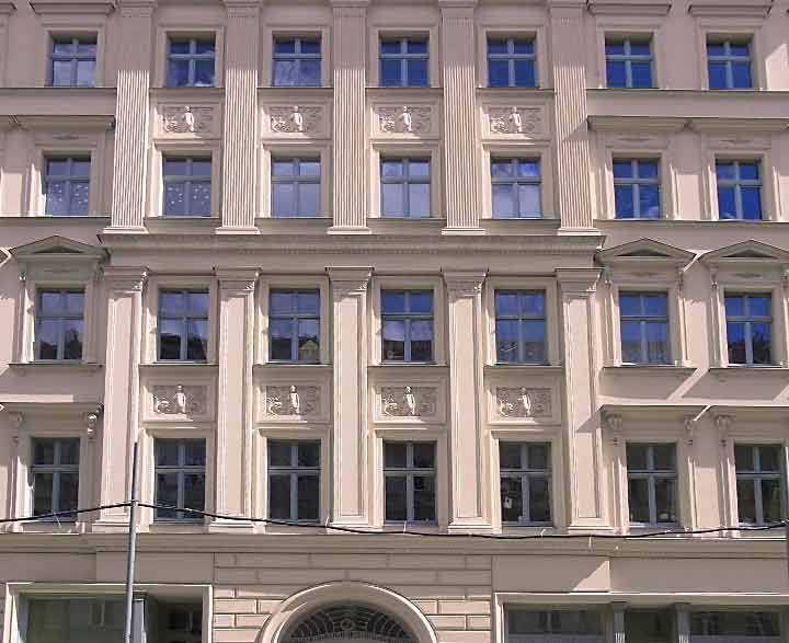 DIE ENTSTEHUNG DER ACKERHÖFE