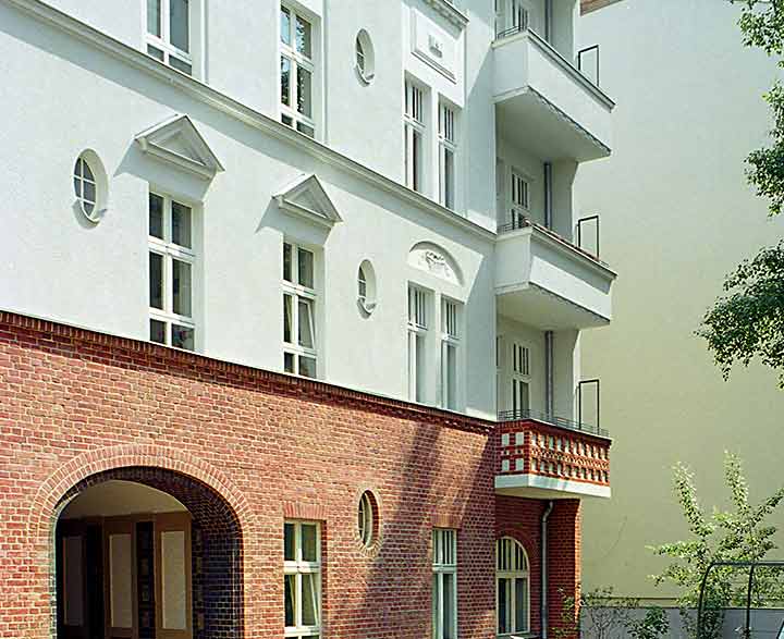 DIE ENTSTEHUNG DER ACKERHÖFE